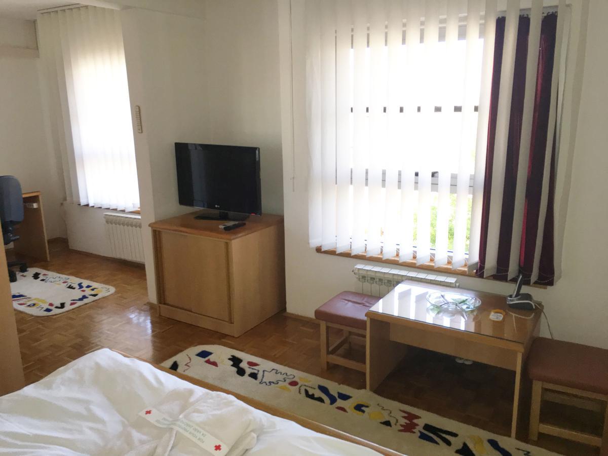 Apartmani Olimpus Banja Luka Esterno foto